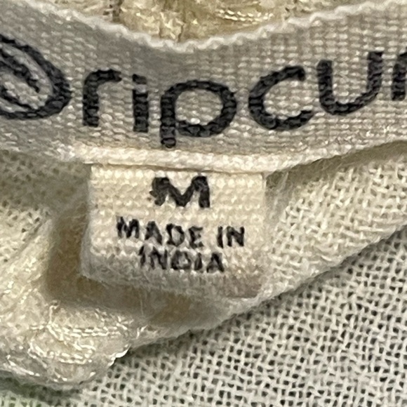 Rip Curl Cream Button-Front Tank Top - Picture 11 of 12